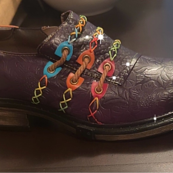 Leather, new , beautiful women shoes, size 7.5 - Picture 2 of 2